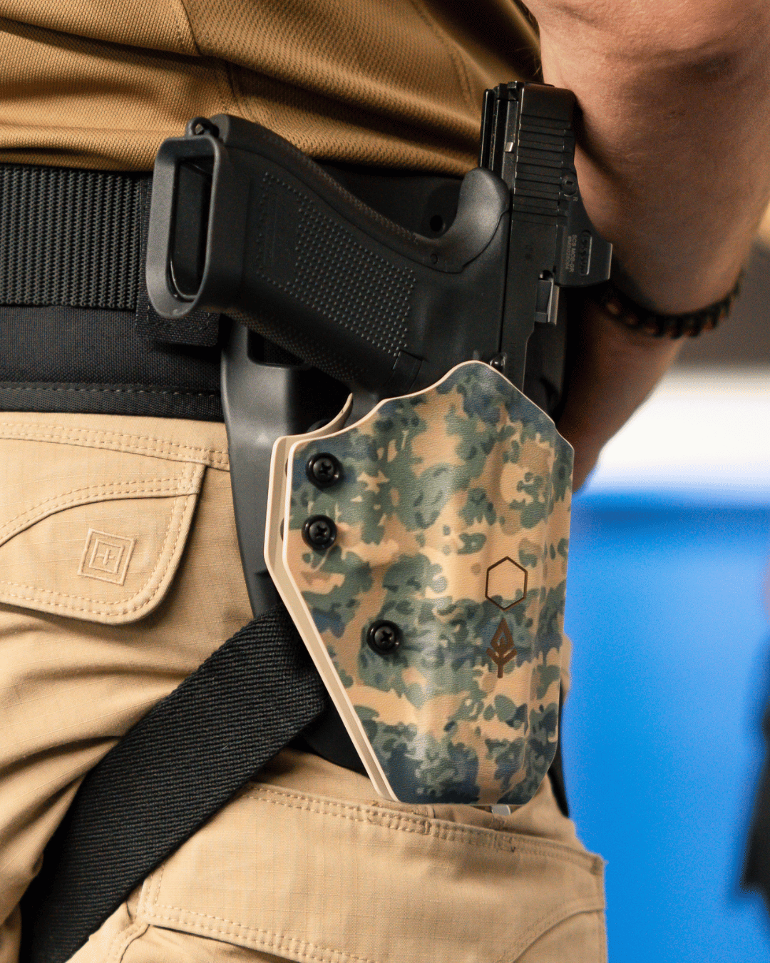 HEXAGON Holster "Standard Cut" Konfigurator - HEXAGON