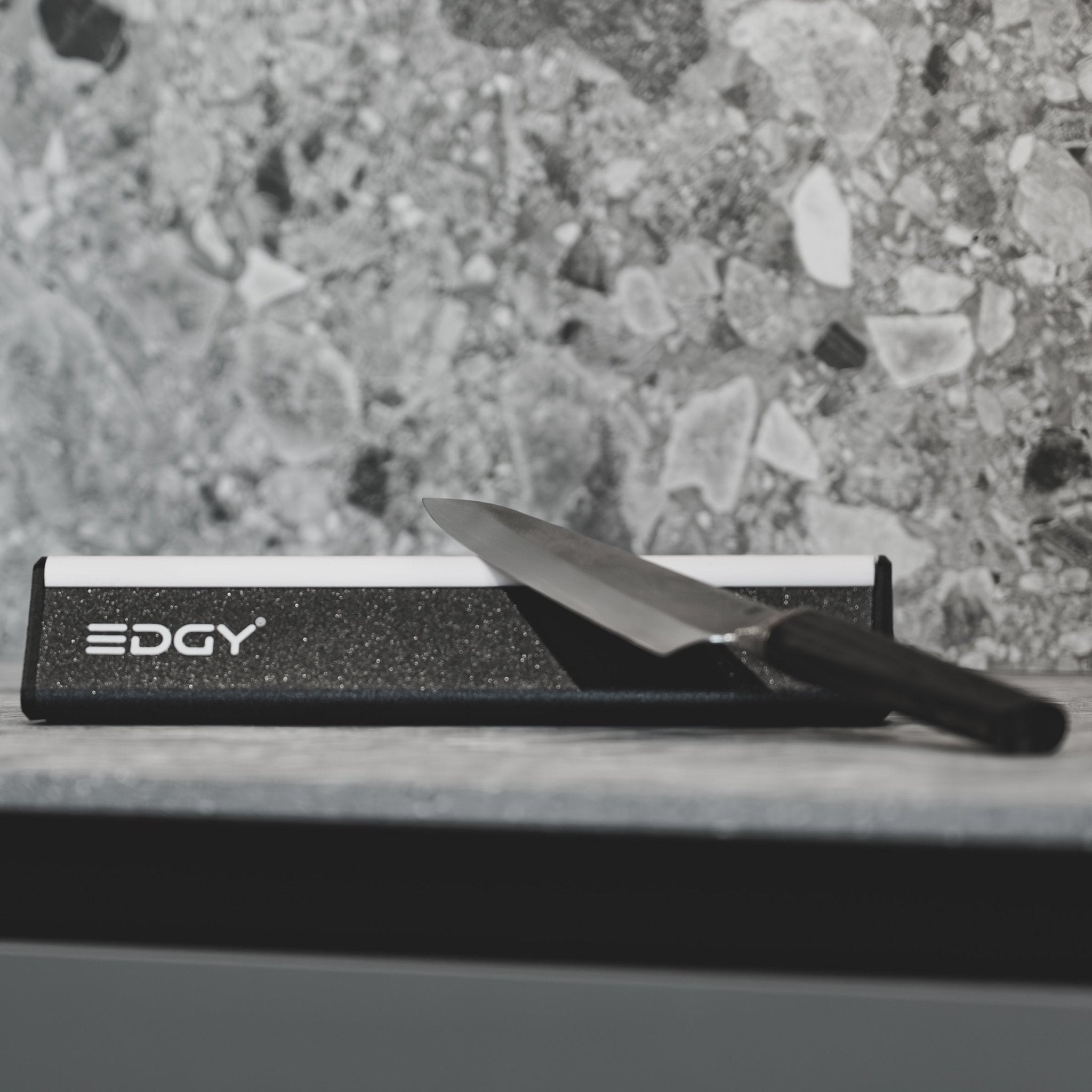 EDGY - Der Messerschärfer - KBW Solutions GmbH - EICHENWERK