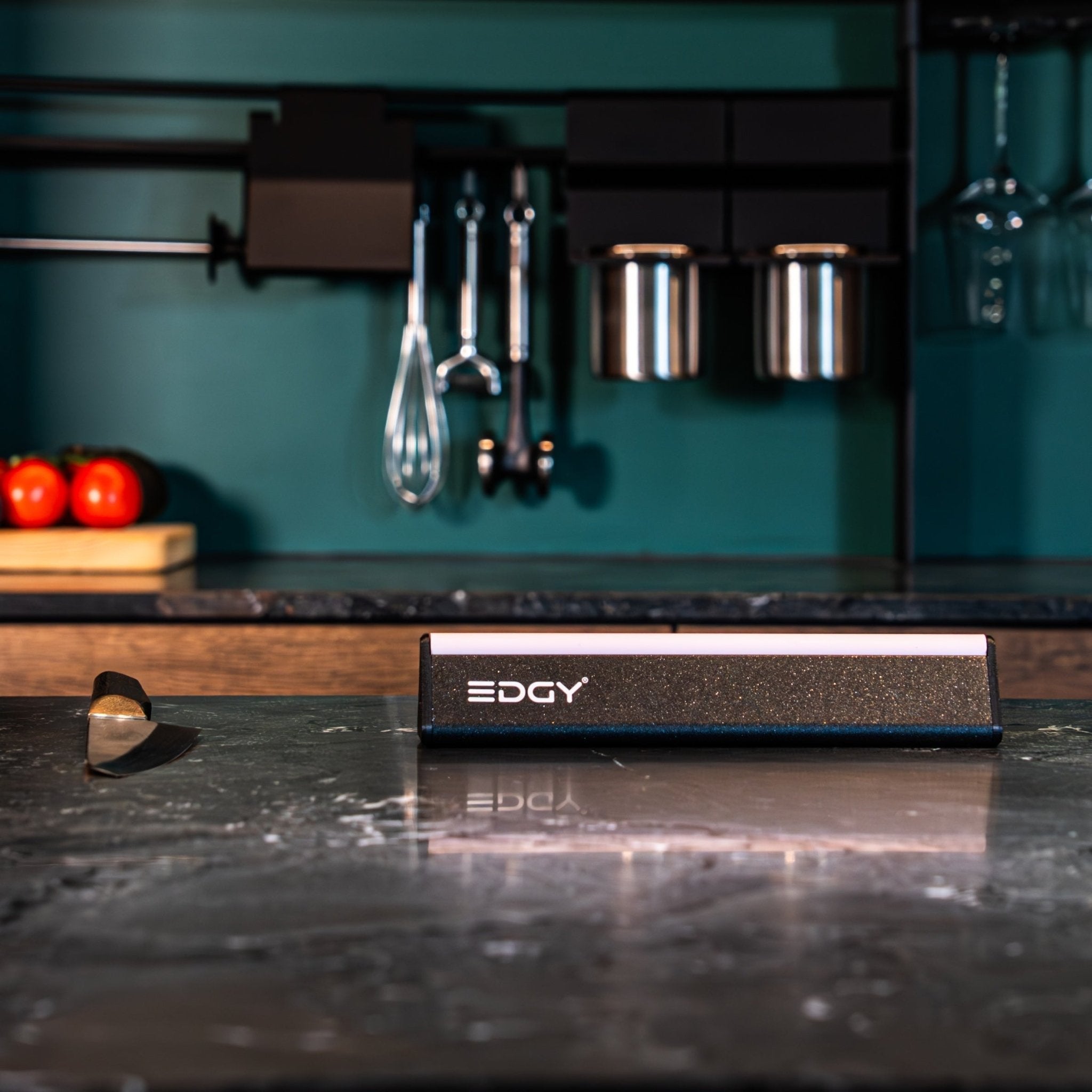 EDGY - Der Messerschärfer - KBW Solutions GmbH - EICHENWERK