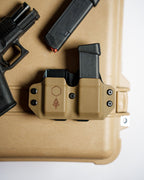 HEXAGON Doppel-Magazinholster-HEXAGON-EICHENWERK