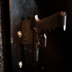 Magnetische Waffenhalterung – speziell für Glock Pistolen - Alpha Layers - EICHENWERK